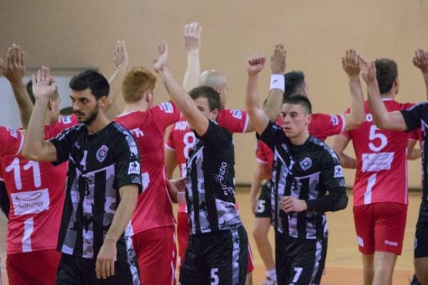 „Вечити дерби“ у четвртфиналу Купа