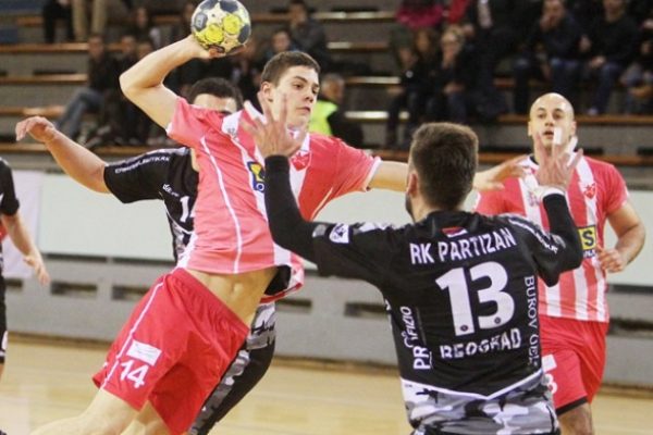 Нерешено у првом мечу четвртфиналног дербија