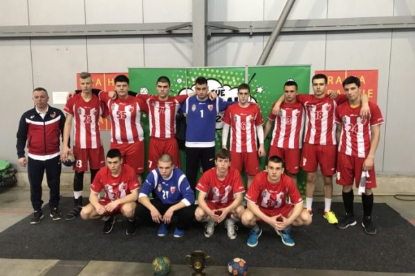 Звездини кадети четврти у Прагу