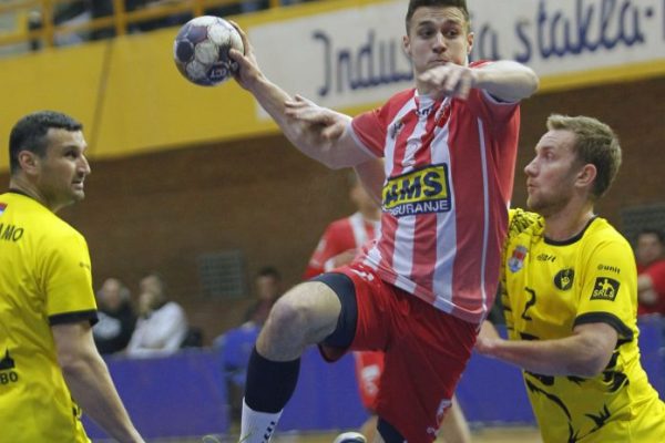 Капитен погодио победу у последњој секунди