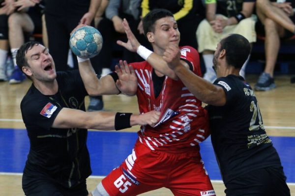 Црвена звезда Примобет – Динамо 21:26 (14:14)