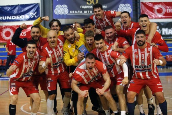Колубара – Црвена звезда МаксБет 27:30 (13:13)