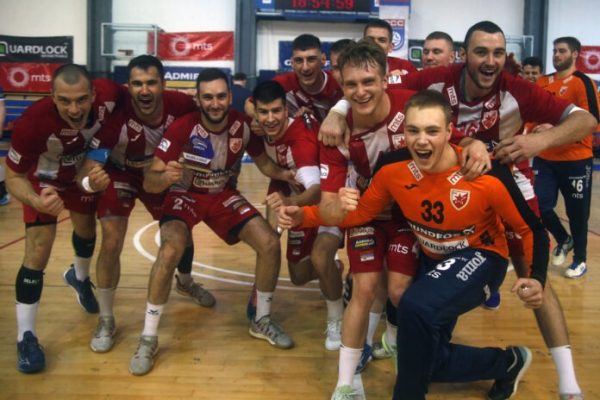 Црвена звезда Грундфос – Топличанин 26:20 (12:11)